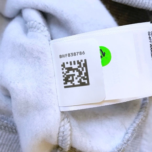 The North Face Women’s USA Crew Neck Grey Pullover - Picture 5 of 6